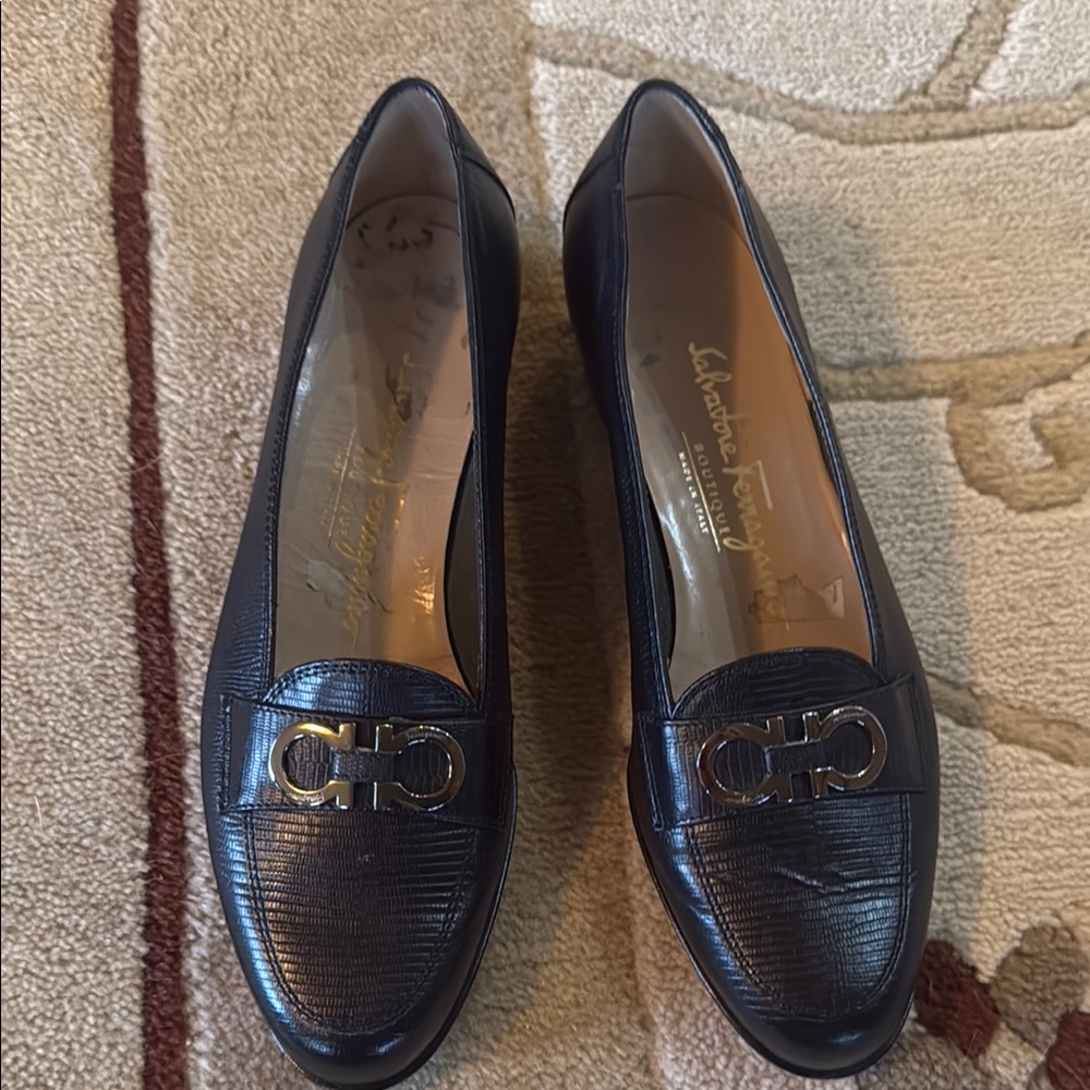 Salvatore Ferragamo Black Flats with Croc-Embossed Leather and Silver Hardware